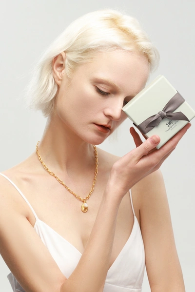 Classicharms Gold Carved Pendant And Pearl Necklace In Gold