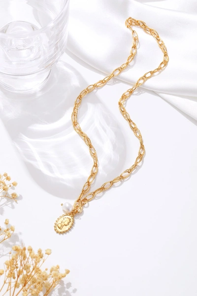Classicharms Gold Carved Pendant And Pearl Necklace In Gold
