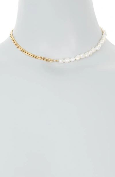 Shop Ed Jacobs Nyc Imitation Pearl & Curb Chain Necklace In Gold/ Pearl