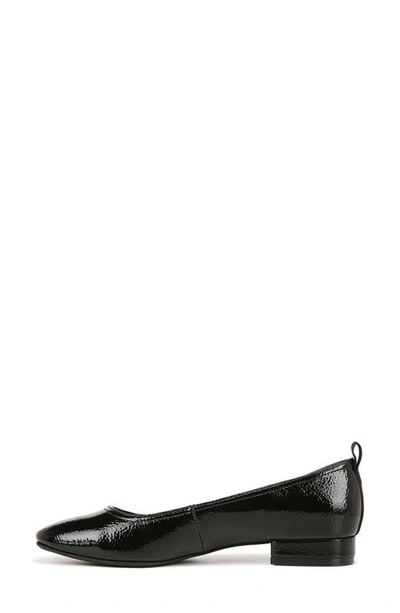 Lifestride Cameo Flat In Black