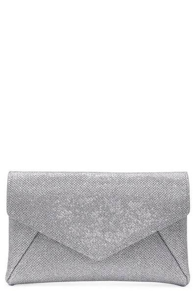 Stuart Weitzman The Loveletter Mini Metallic Clutch Bag In Silver
