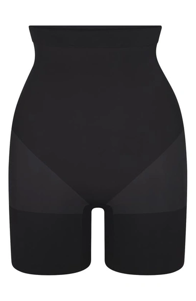 Skims Womens Onyx Sculpt Fitted Stretch-woven Shorts In Onyx