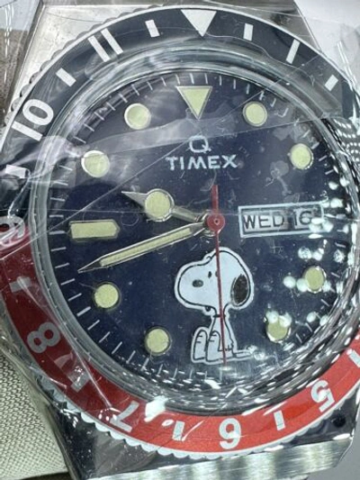 Pre-owned Timex Authentic Q  X Limited Snoopyday-date Japanese Mvnt??watch 70th Annv.