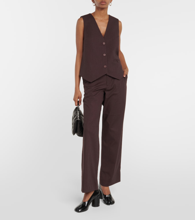 Sir Guillaume Pinstriped Vest In Red