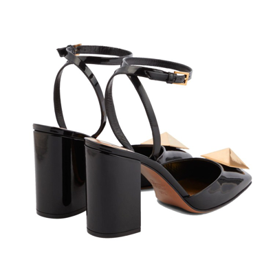 Shop Valentino One Stud Patent Leather Pumps In Black