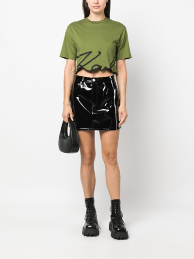 Shop Karl Lagerfeld Logo-print Organic-cotton Cropped T-shirt In Green