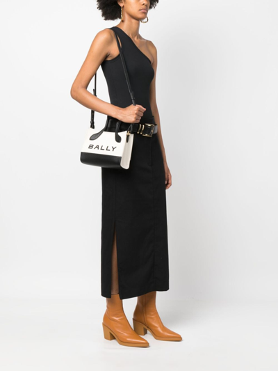Bally Bar Keep On Logo-print Tote In Neutrals