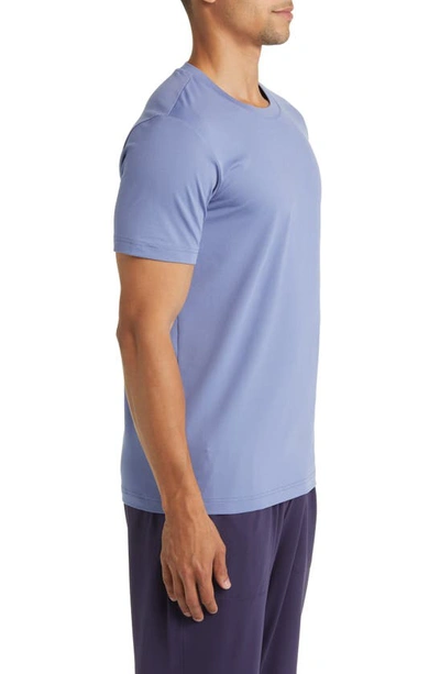 Shop Alo Yoga Conquer Reform Performance T-shirt In Infinity Blue