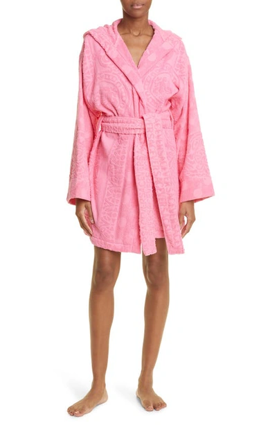 Shop Versace Seashell Baroque Hooded Short Bath Robe In Flamingo