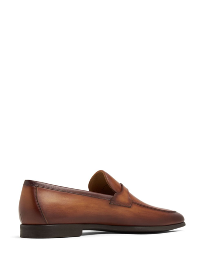 Shop Magnanni Silvano Low-top Loafers In Brown