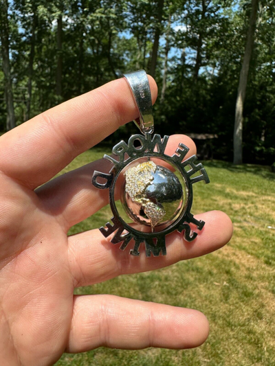 Pre-owned Scarface Moissanite Hip Hop 925 Silver Iced World Is Mine Spinning Globe Pendant Necklace In White