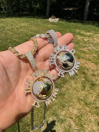 Pre-owned Scarface Moissanite Hip Hop 925 Silver Iced World Is Mine Spinning Globe Pendant Necklace In White