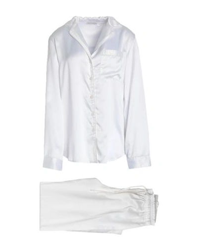 Shop Verdissima Woman Sleepwear Off White Size Xl Polyester