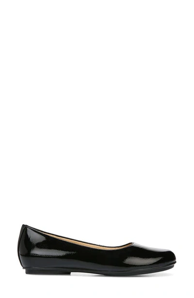 Naturalizer Women's Maxwell Round Toe Ballet Flats In Black Patent Leather