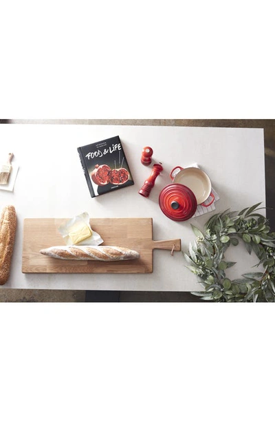 Le Creuset Salt Mill In Black