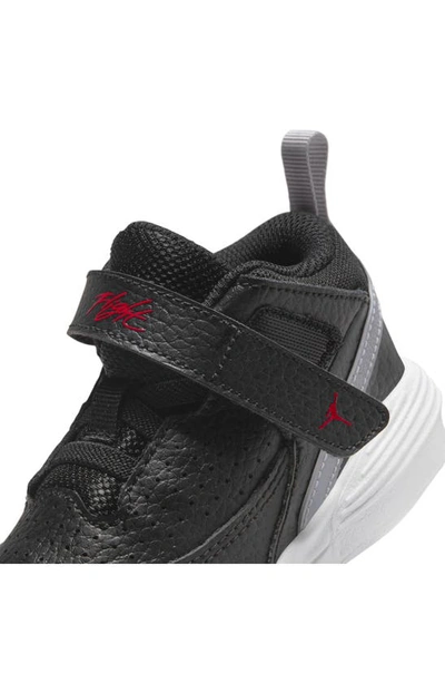 Nike Jordan Little Kids' Jordan Max Aura 5 Stretch Lace Basketball Shoes In Black/ Red/ White/ Grey