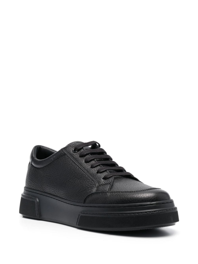 Shop Giorgio Armani Herren Pebbled Leather Sneakers In Black