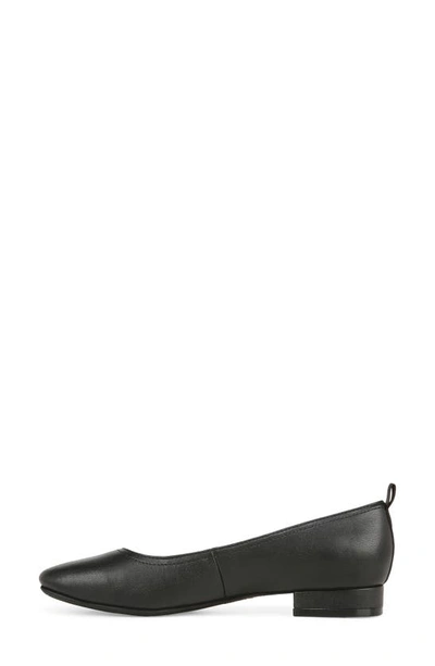 Shop Lifestride Cameo Flat In Black Leather