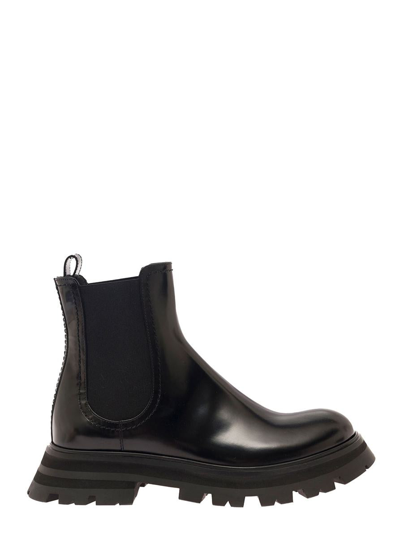 Shop Alexander Mcqueen Black Chelsea Boots With Elastic Inserts In Smooth Leather Woman