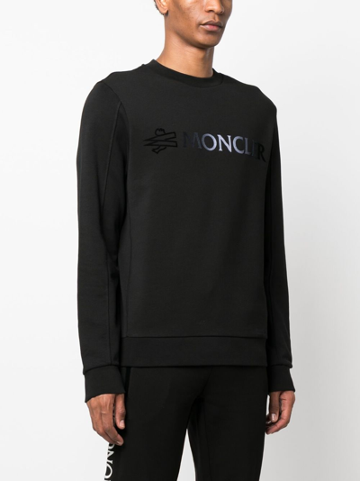 Shop Moncler Logo-print Cotton Sweatshirt In Schwarz