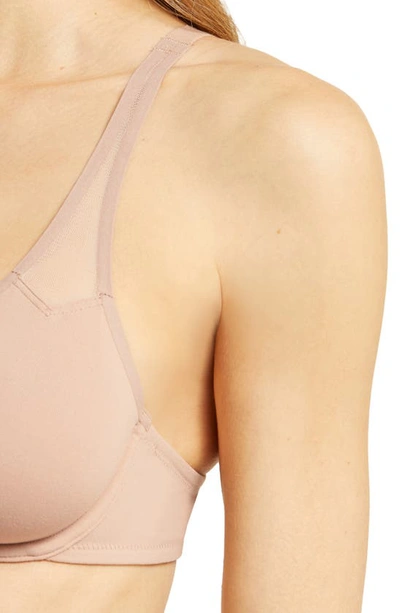 Wacoal Body By  2.0 Underwire Seamless Convertible Bra In Roebuck