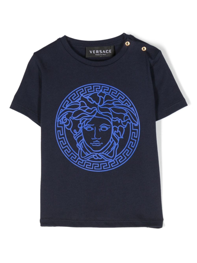 Shop Versace Medusa-print Cotton T-shirt In Blau