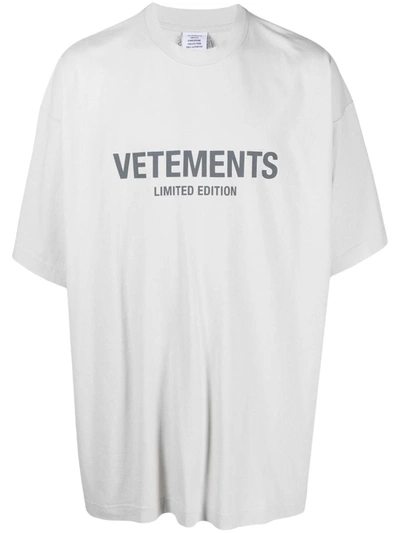 Shop Vetements Logo Cotton T-shirt In Gray