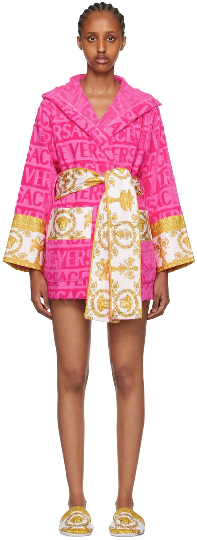 Versace I Heart Baroque Short Hooded Bath Robe In Z4584-fuxia