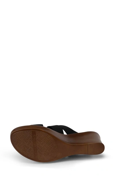 Italian Shoemakers Celsi Wedge Slide Sandal In Black