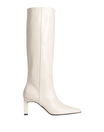 Shop Suoli Woman Boot Ivory Size 8 Soft Leather In White