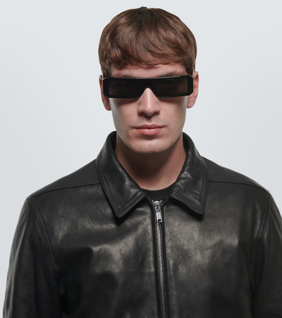 Rick Owens Rectangle Framed Sunglasses In Black