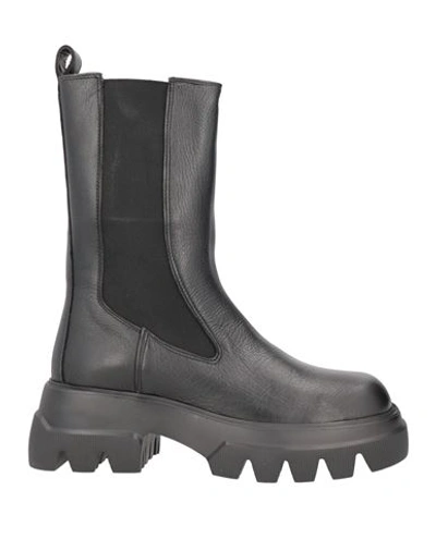 Shop Copenhagen Studios Woman Ankle Boots Black Size 11 Soft Leather