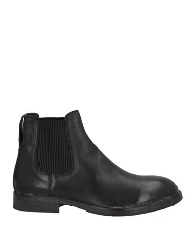Shop Moma Man Ankle Boots Black Size 8 Calfskin