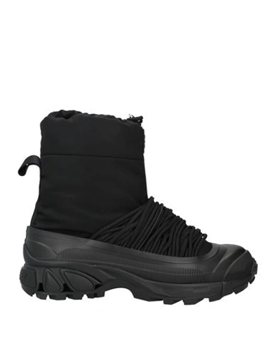 Shop Burberry Man Ankle Boots Black Size 9 Textile Fibers