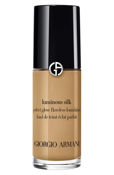 Shop Armani Collezioni Armani Beauty Luminous Silk Natural Glow Foundation In 7.75 Tan/golden