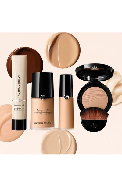 Armani Collezioni Armani Beauty Luminous Silk Natural Glow Foundation In 8.5 Tan To Deep/peach