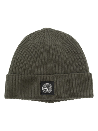 Shop Stone Island Logo-patch Ribbed Beanie In Green