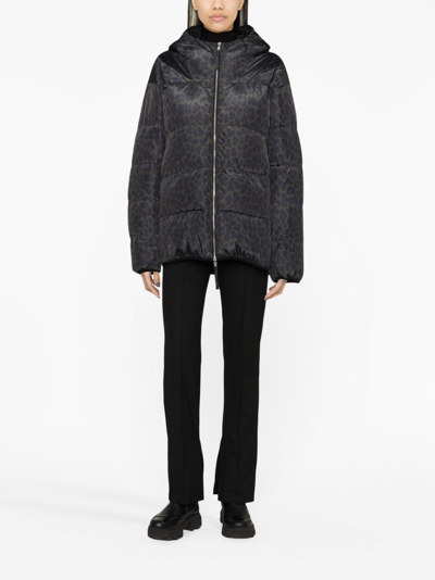P.a.r.o.s.h Patricle Down Jacket In Black