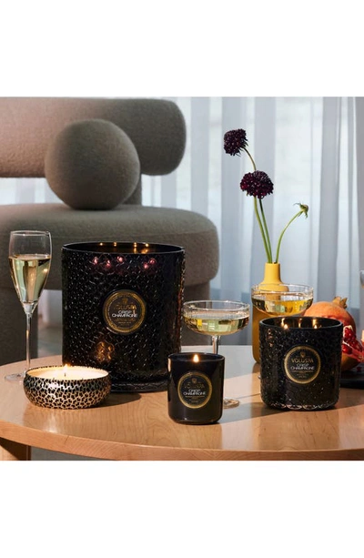 Voluspa Crisp Champagne 5-wick Hearth Candle In Crisp Champagne