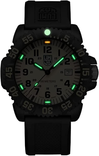 Pre-owned Luminox Sea Lion X2.2067 Carbonox Men's 100m Black / Green Dial 44mm Watch