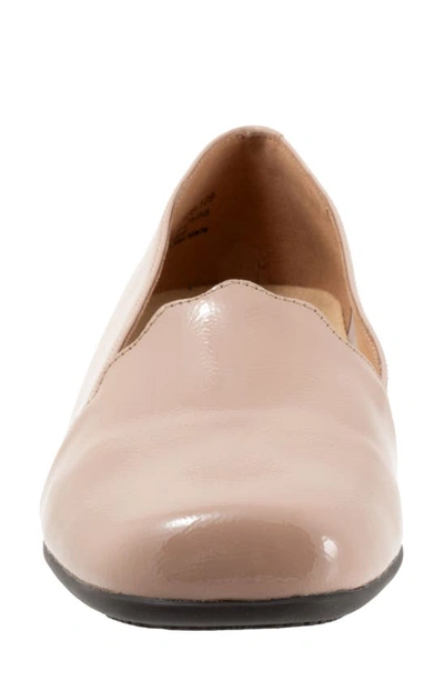 Trotters Sage Flat In Taupe Patent