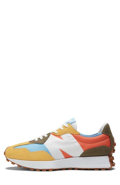New Balance 327 Sneaker In Wheat Field/ Red Clay