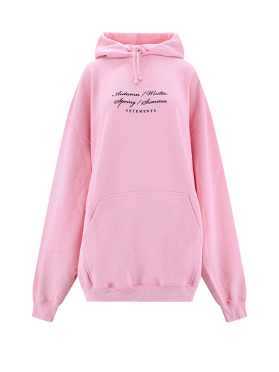 Shop Vetements Logo Printed Hoodie In Pink