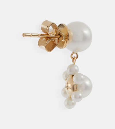 Shop Sophie Bille Brahe Petite Deux Jeanne 14kt Gold And Pearls Single Earring In White