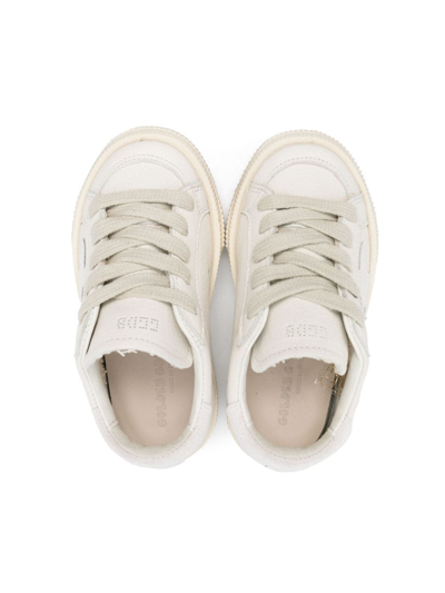 Golden Goose Star-patch Low-top Sneakers In White