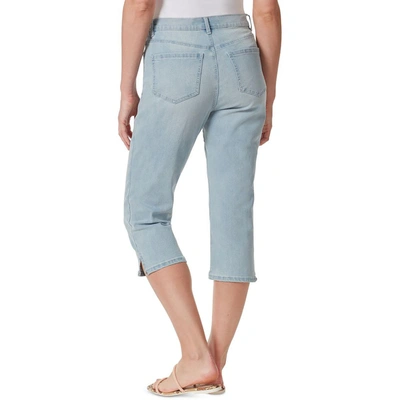 Shop Gloria Vanderbilt Amanda Womens Cropped Light Wash Capri Jeans In Multi