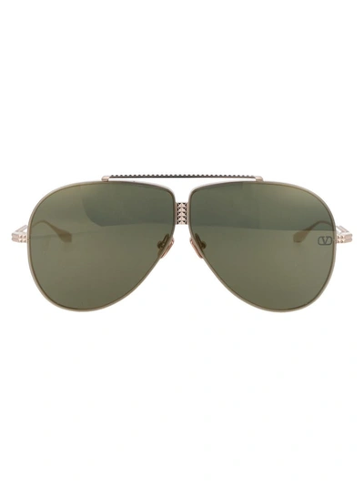 Shop Valentino Garavani Sunglasses In White Gold W/ G-15 Gold Flash Mirror