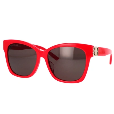 Shop Balenciaga Sunglasses In Red