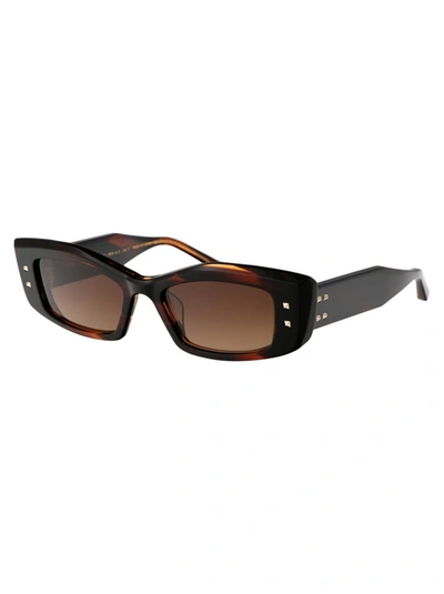 Shop Valentino Garavani Sunglasses In 109c Brn - Gld