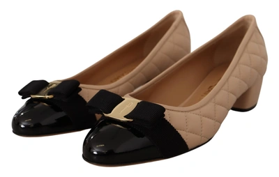 Shop Ferragamo Salvatore  Beige And Black Nappa Leather Pumps Women's Shoes